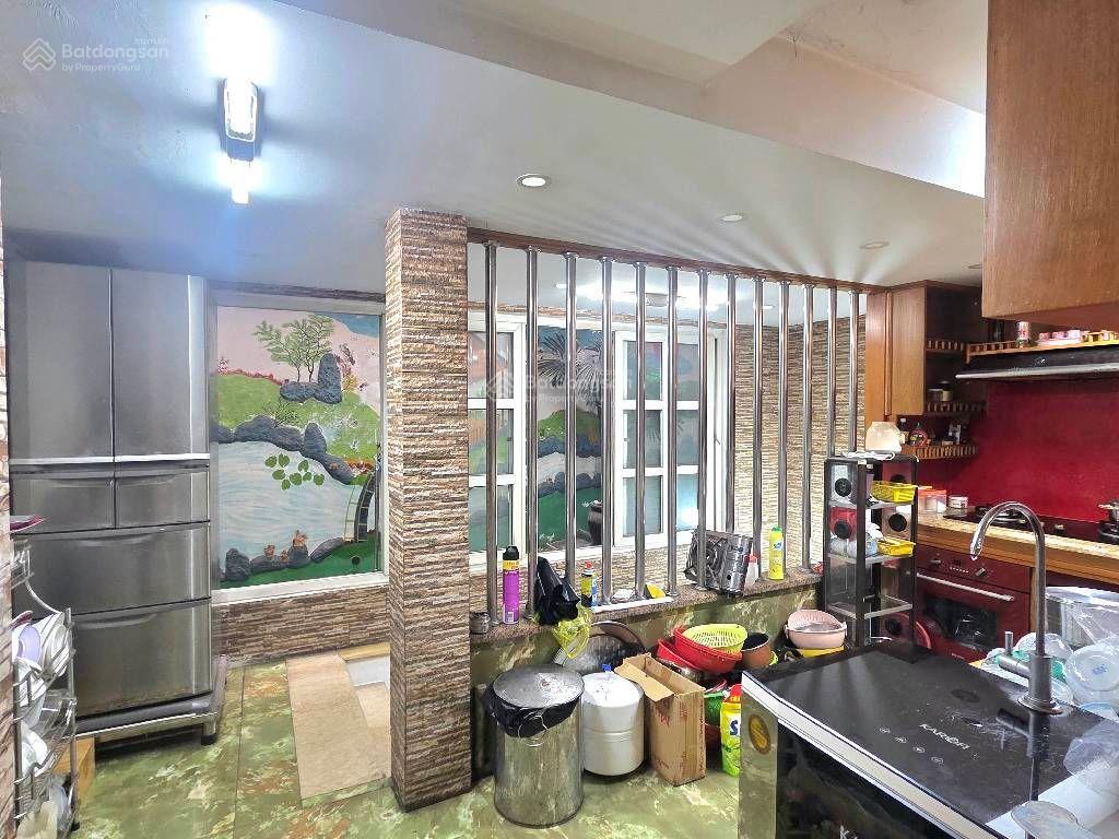Mt kd vip ngay cộng hòa  tân bình sát nhà ga t3 dt 100m2, 5l, 5pn giá chào 39.890 tỷ