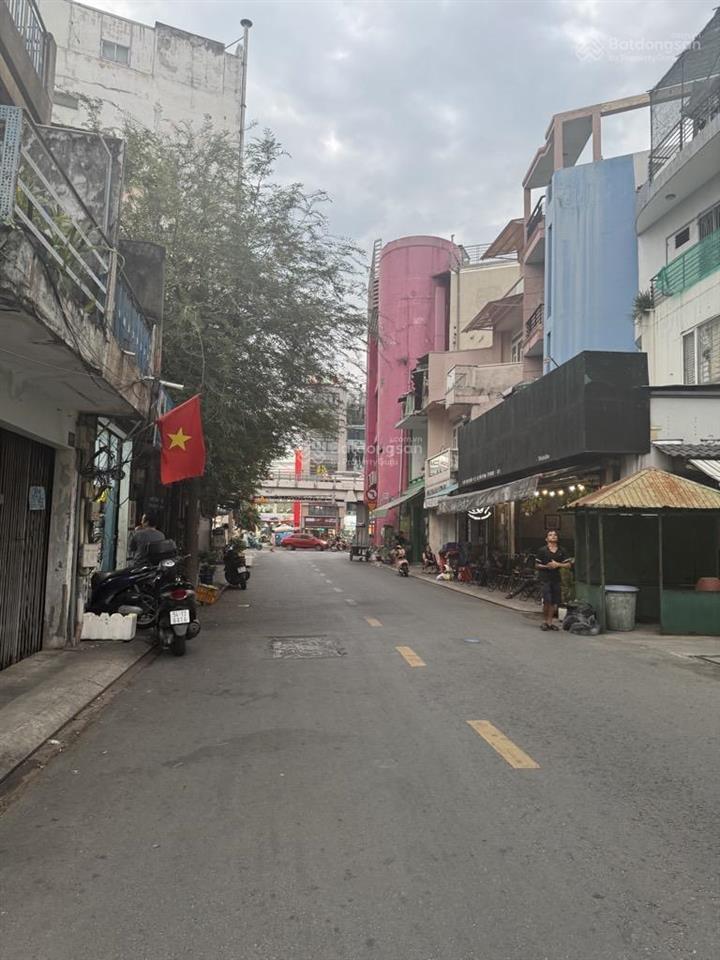Hiếm, rẻ bán nhà c4 mt bùi thị xuân tân bình.dt 105m 2l giá 11,xx tỷ
