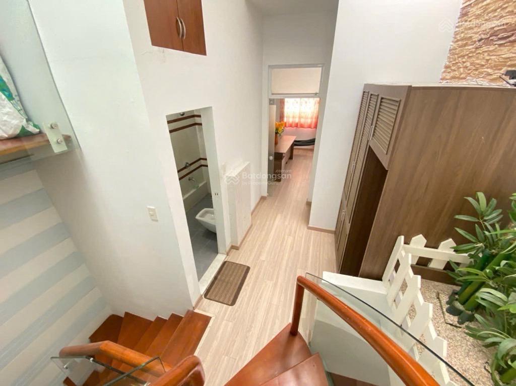 Bán nhà mt, vị trí đẹp trần thánh tông, tân bình dt 56m, 4l, 4pn giá chào 9,4 tỷ