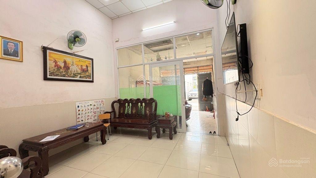 Gấp bán nhà nguyễn văn khối ngay cv làng hoa gò vấp dt 70m, 2l giá chào 8 tỷ xxx