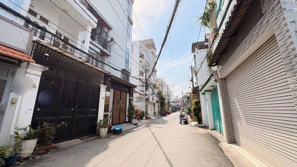 Gấp bán nhà nguyễn văn khối ngay cv làng hoa gò vấp dt 70m, 2l giá chào 8 tỷ xxx