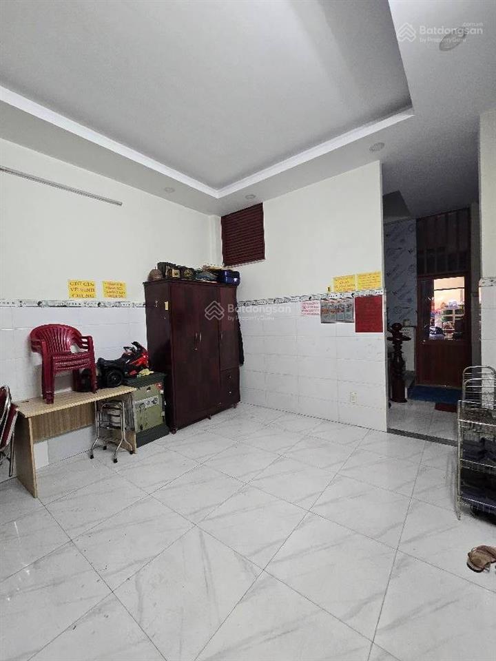 Hẻm to hơn mt đường nguyễn hữu tiến, dòng tiền tốt tân phú dt 100m, 4l, giá chào 11,5 tỷ