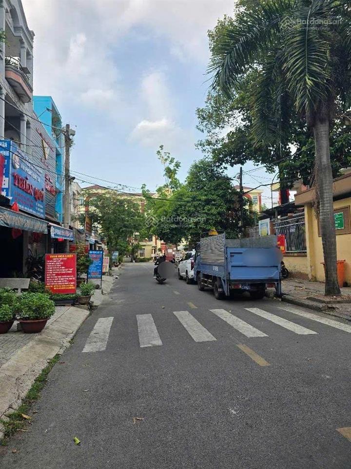 Hẻm to hơn mt đường nguyễn hữu tiến, dòng tiền tốt tân phú dt 100m, 4l, giá chào 11,5 tỷ