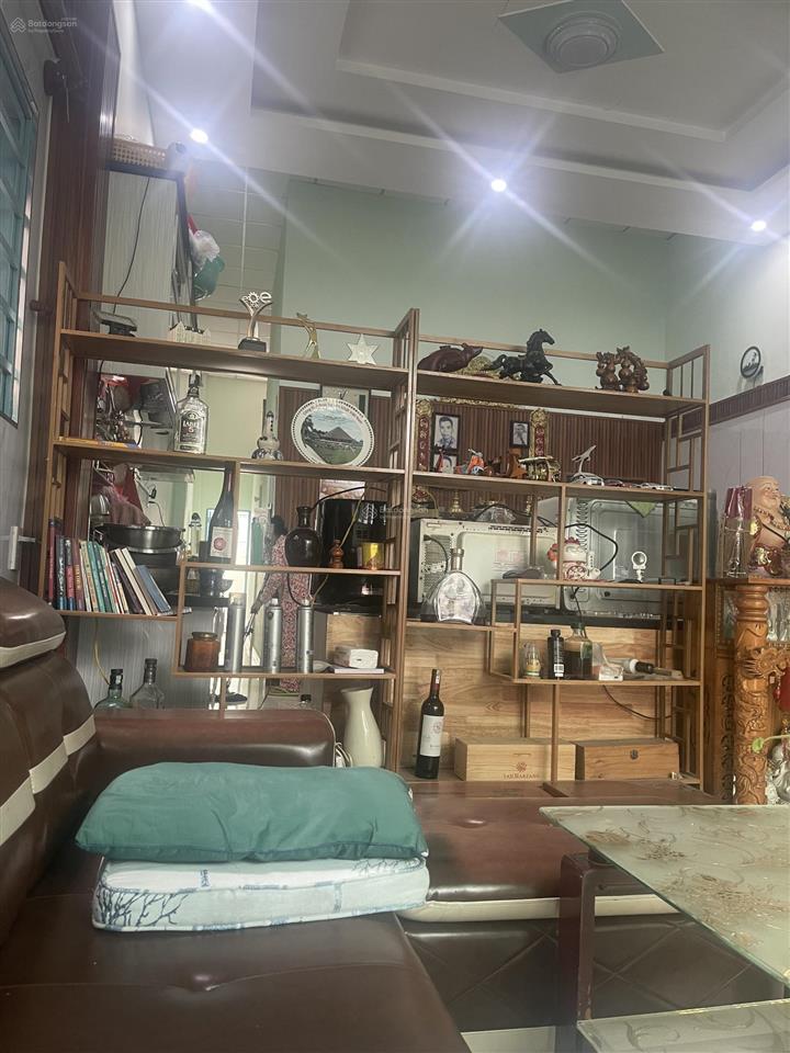 Cần bán gấp nhà cấp 4 ngang 5.3m x 21m song hành  giá tốt giá 5.6 tỷ còn tl