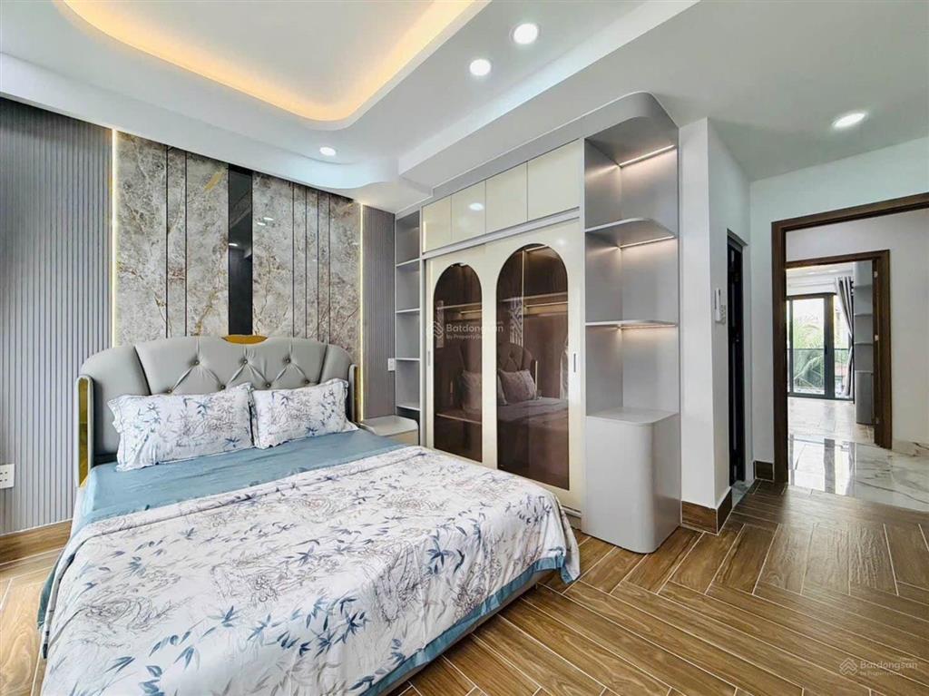Nhà mới 100%  66m  ngang 6m  5 phòng ngủ  sổ vuông a4  tặng nội thất cao cấp