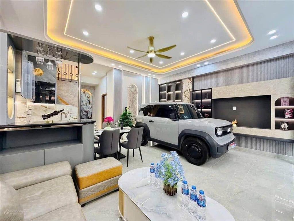 Nhà mới 100%  66m  ngang 6m  5 phòng ngủ  sổ vuông a4  tặng nội thất cao cấp