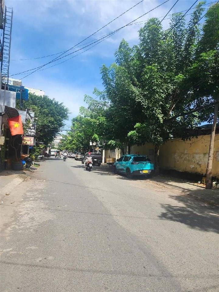 Giá mới 8.9 tỷ  nhà 2 mặt tiền 15m  bán đất tặng nhà  dòng tiền 10tr/tháng