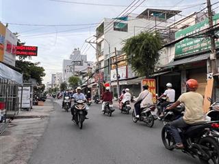 26.9tỷ  tòa nhà 7 tầng + hầm có thang máy  view trực diện sân bay