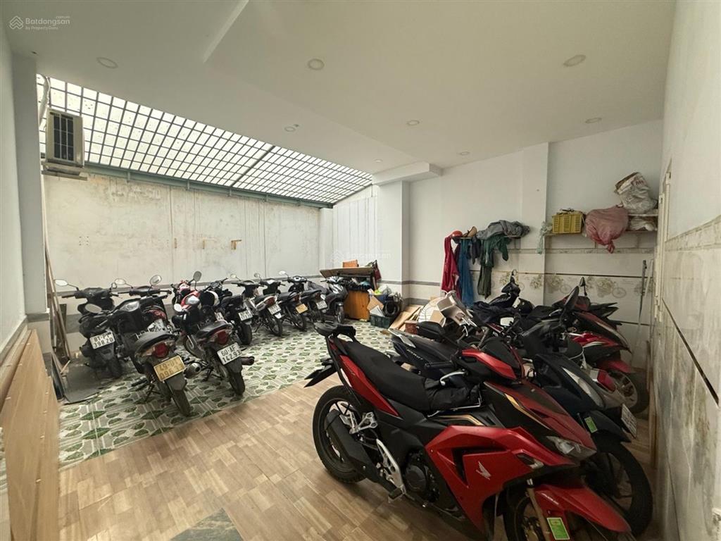 Rẻ hơn tt 18%  nhà ngang 6x25m  chdv mt nguyễn văn khối  80tr/th