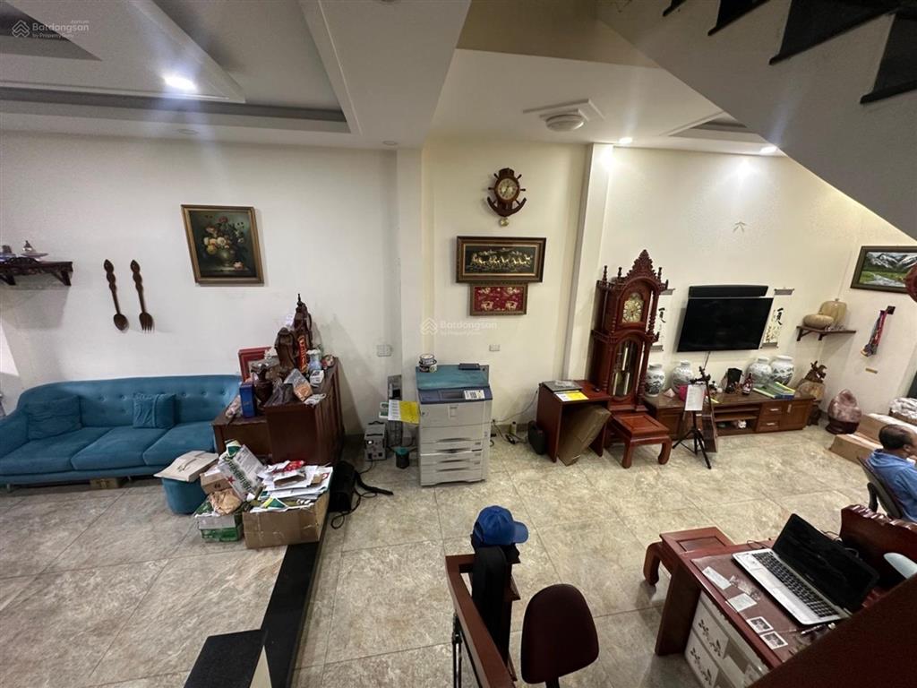 Giảm 1.2 còn 11.9 tỷ nhà hẻm xe hơi p.văn trị