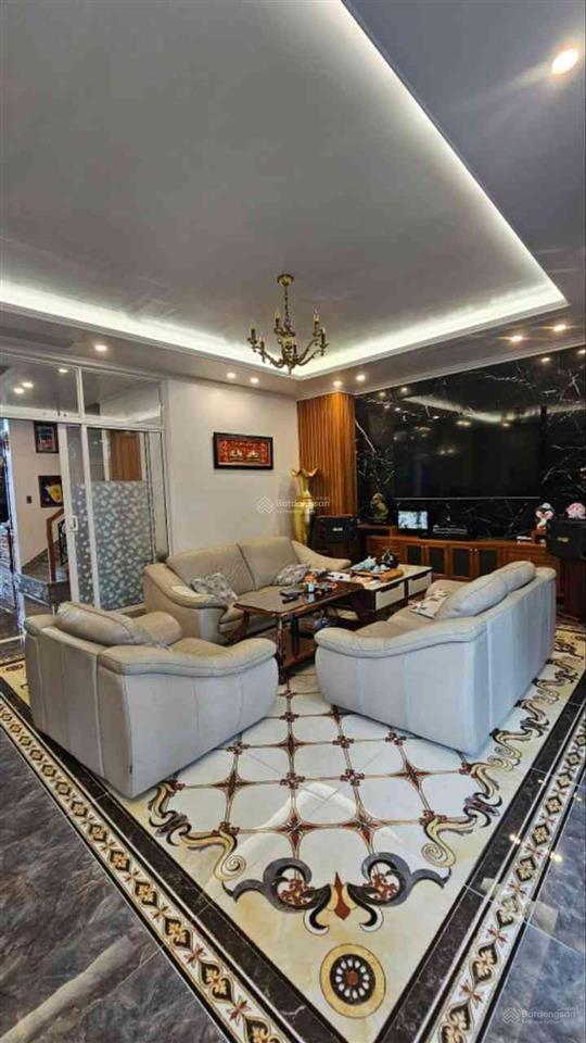 Biệt thự nguyễn địa lô 275 m2  ngang 11m giá 87.8 tỷ còn tl