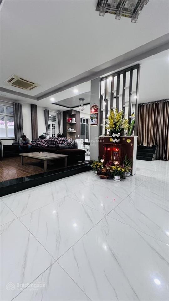 Biệt thự đảo kim cương quận 2 gần 470m2 giá chỉ 74.5 tỷ