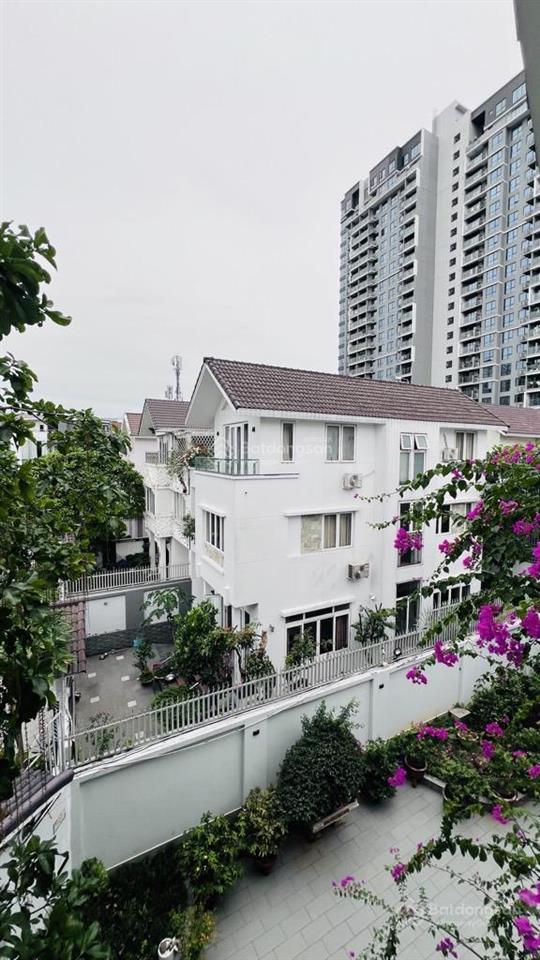 Biệt thự đảo kim cương quận 2 gần 470m2 giá chỉ 74.5 tỷ