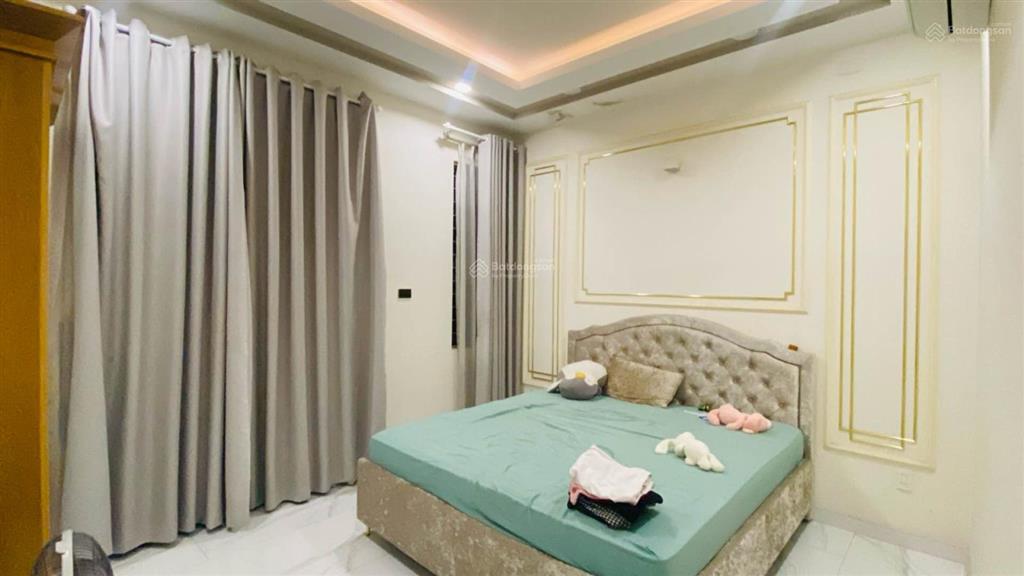 Chốt gấp gần 70m 4 tầng ngang 4.5m lê đức thọ  hxh rộng 9.8 tỷ chốt