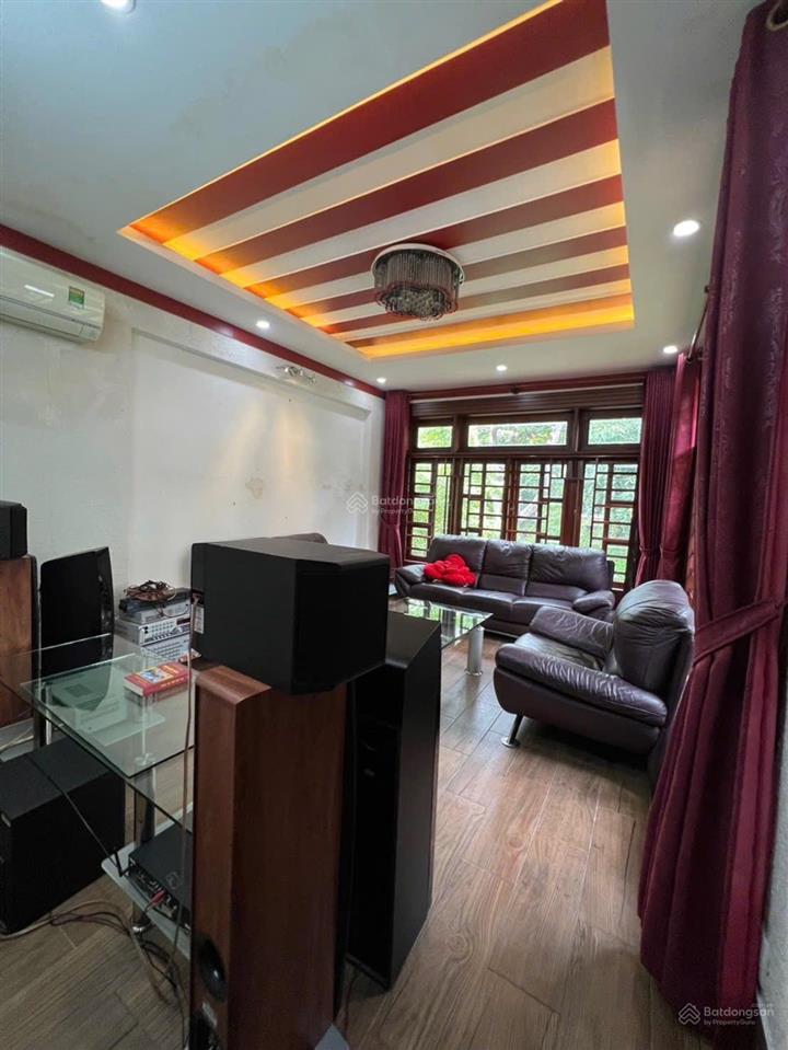Bán biệt thự 198m  mt cmt8 tân bình  45 tỷ tl