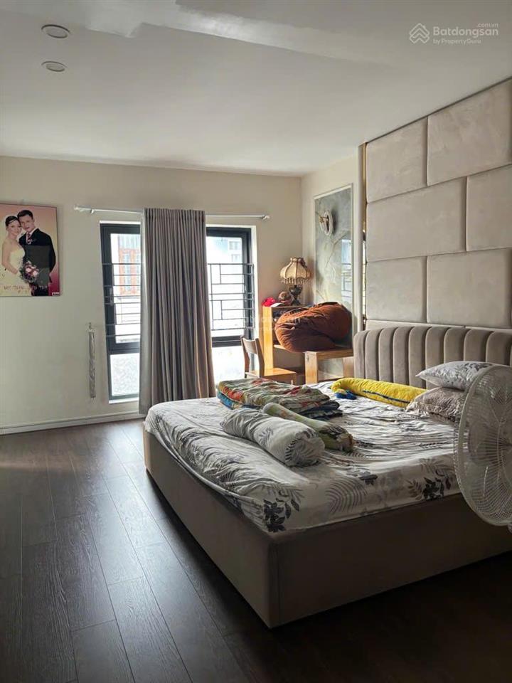 Định cư bán gấp villa cao cấp 145m2 (7.8x20)  3 tầng  gần mercedes  cv làng hoa 15.x tỷ còn tl