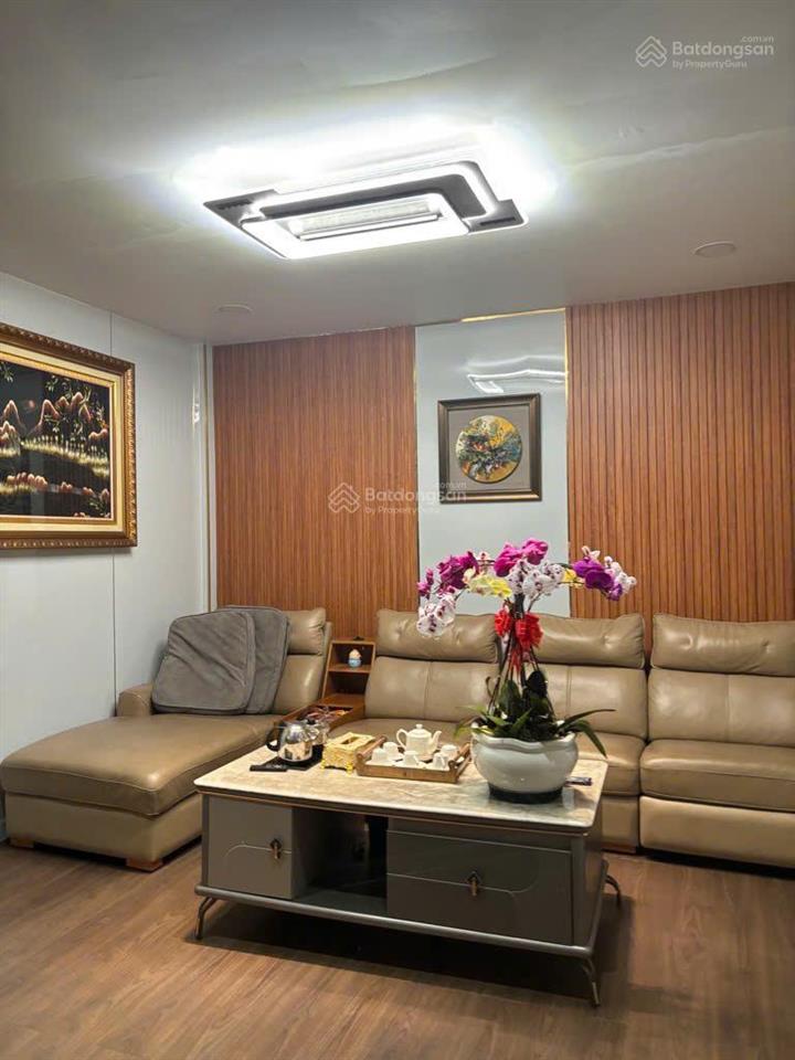 Định cư bán gấp villa cao cấp 145m2 (7.8x20)  3 tầng  gần mercedes  cv làng hoa 15.x tỷ còn tl