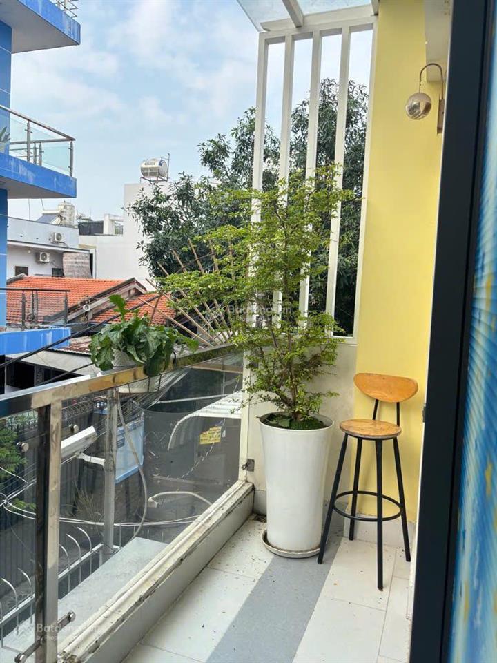 Định cư bán gấp villa cao cấp 145m2 (7.8x20)  3 tầng  gần mercedes  cv làng hoa 15.x tỷ còn tl