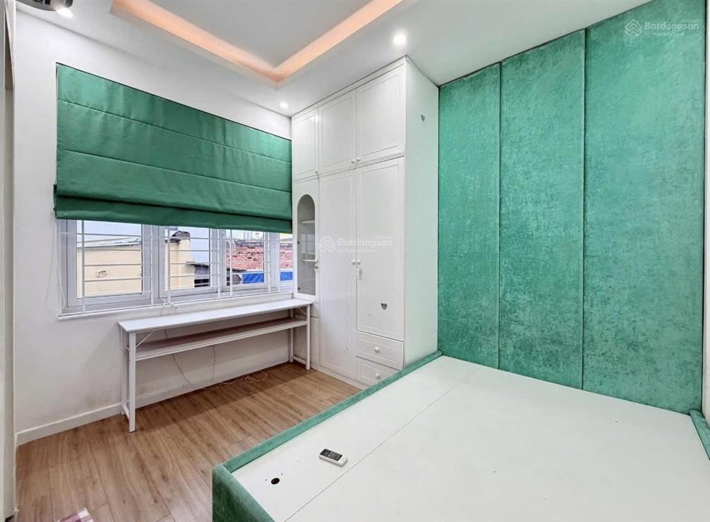Gấp ko có căn thứ 2 bán nhanh nhà 4 tầng ngày nguyễn xí  phạm văn đồng  hxh to  chỉ 6.8 tỷ