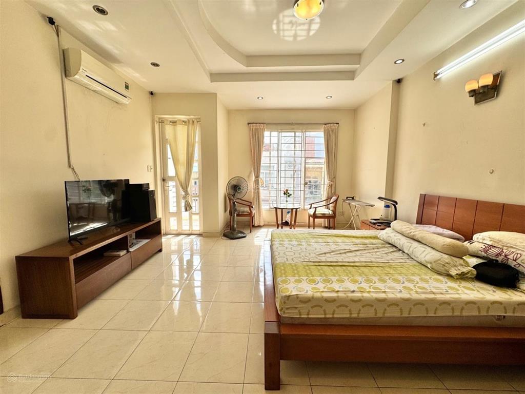 Bán gấp nhà 115m2  ngang 6.7m  hxh thông  dương quảng hàm  chỉ 12.3 tỷ
