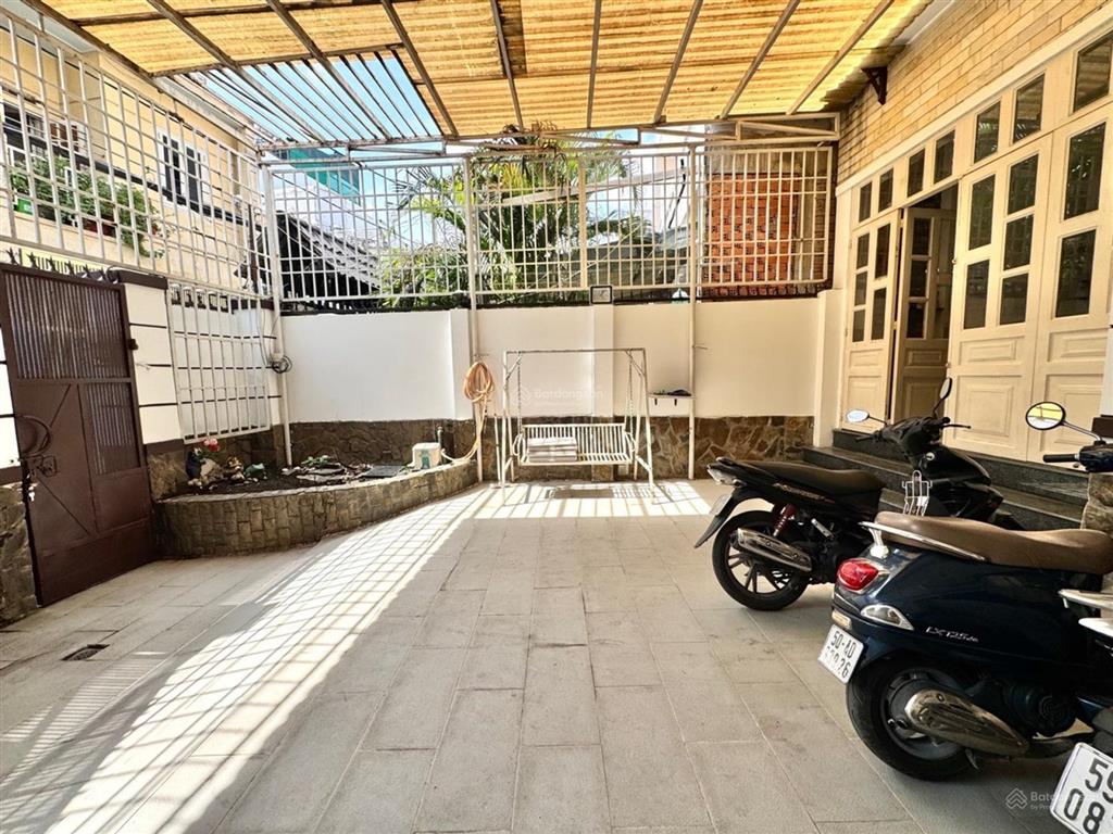 Bán gấp nhà 115m2  ngang 6.7m  hxh thông  dương quảng hàm  chỉ 12.3 tỷ