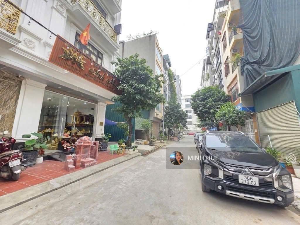 Bán lô đất dịch vụ vạn phúc, hà đông có dt 45,3m2. vị trí đẹp, giá rẻ chỉ 9.9 tỷ xây toàn vp 7 tầng