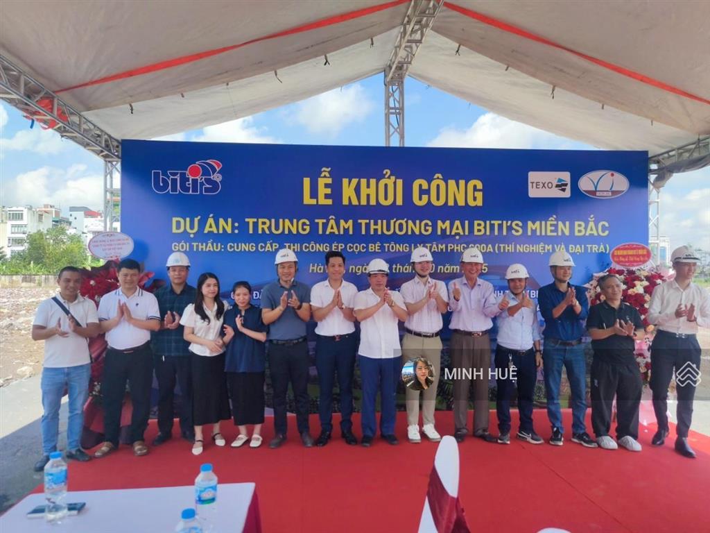 Giảm 2 tỷ! nhỉnh 10 tỷ đất dv yên nghĩa ngay cạnh da biti's 53m2 mặt tiền 5.3m xây 7 tầng thang máy