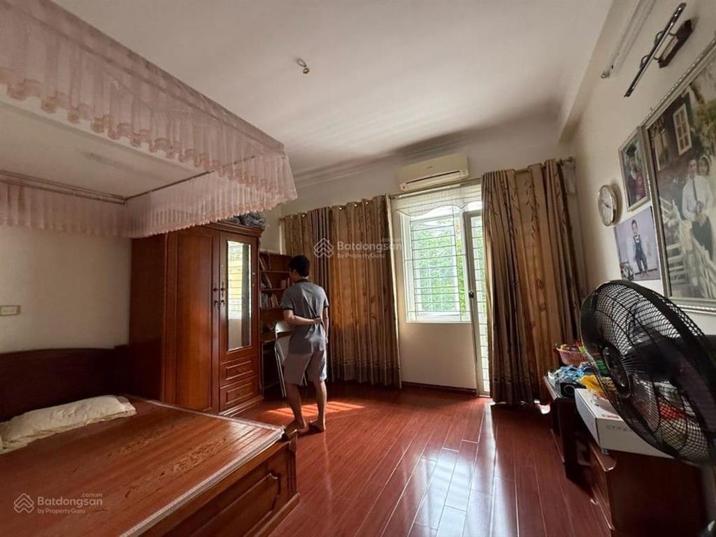 Hạ chào 4 tỷ! hơn 13 tỷ có 7 tầng thang máy dv kiến hưng 50m2  ở hay làm vp, kinh doanh đều hợp lý