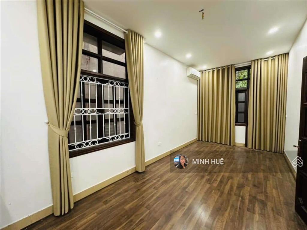 Bán gấp nhà khu đg ngô thì nhậm hà đông, 48m2, 5 tầng, 17 tỷ có tl nhà rất thoáng và sáng, ô chờ tm