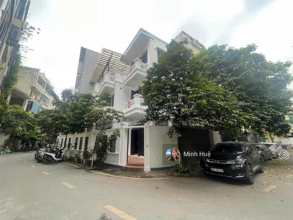 Chính chủ bán biệt thự lô góc khu đô thị mới mỗ lao, hà đông, 220m2, mặt tiền 30m, giá 35,7 tỷ