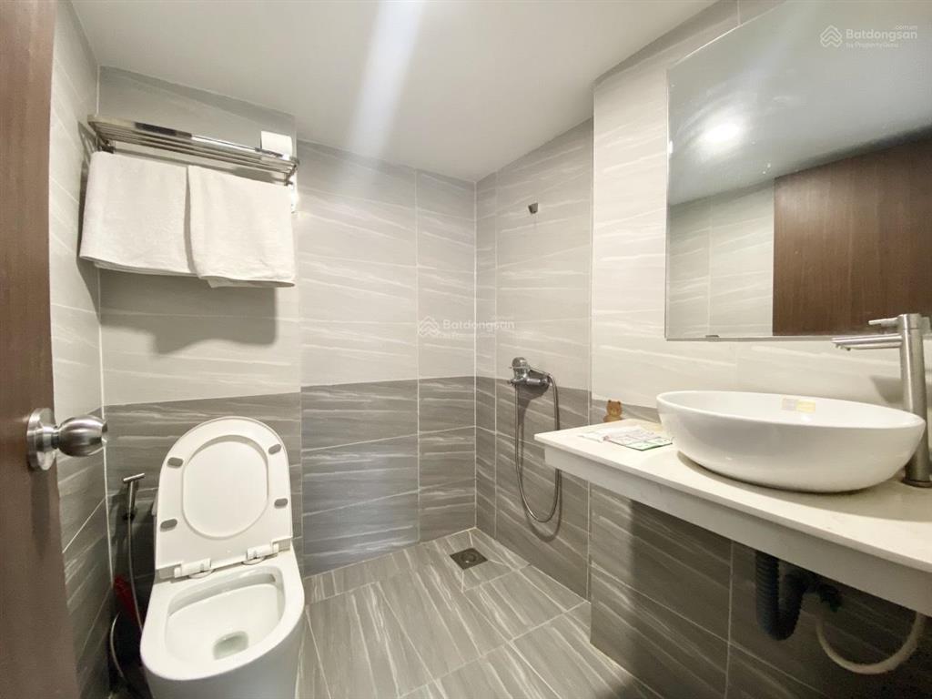 Giá tốt  3 phòng ngủ 2 wc cực xinh, full nội thất máy giặt riêng ban công cửa sổ lớn