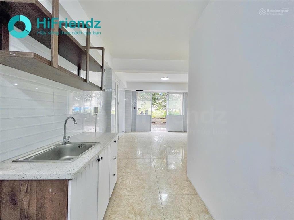 1pn cổng riêng lối đi riêngđậu oto trước nhàmặt bằng văn phòngkinh doanh online kết hợp để ở