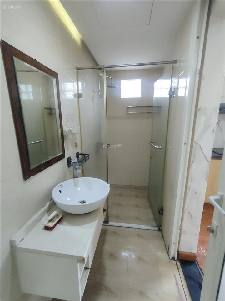 Cho thuê cc mini 1pn, 1wc, 30m2, 6 triệu tại số 4 ngõ 272 trần khát chân, hai bà trưng, hn