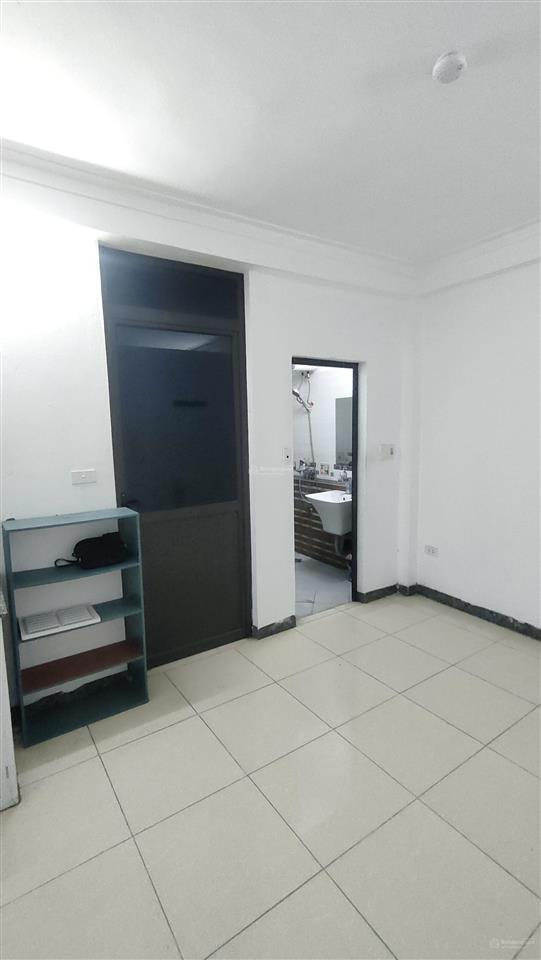 Cho thuê cc mini 2pn, 1wc tại ngõ 10, láng hạ, 4,5 triệu, 25m2, giá ưu đãi