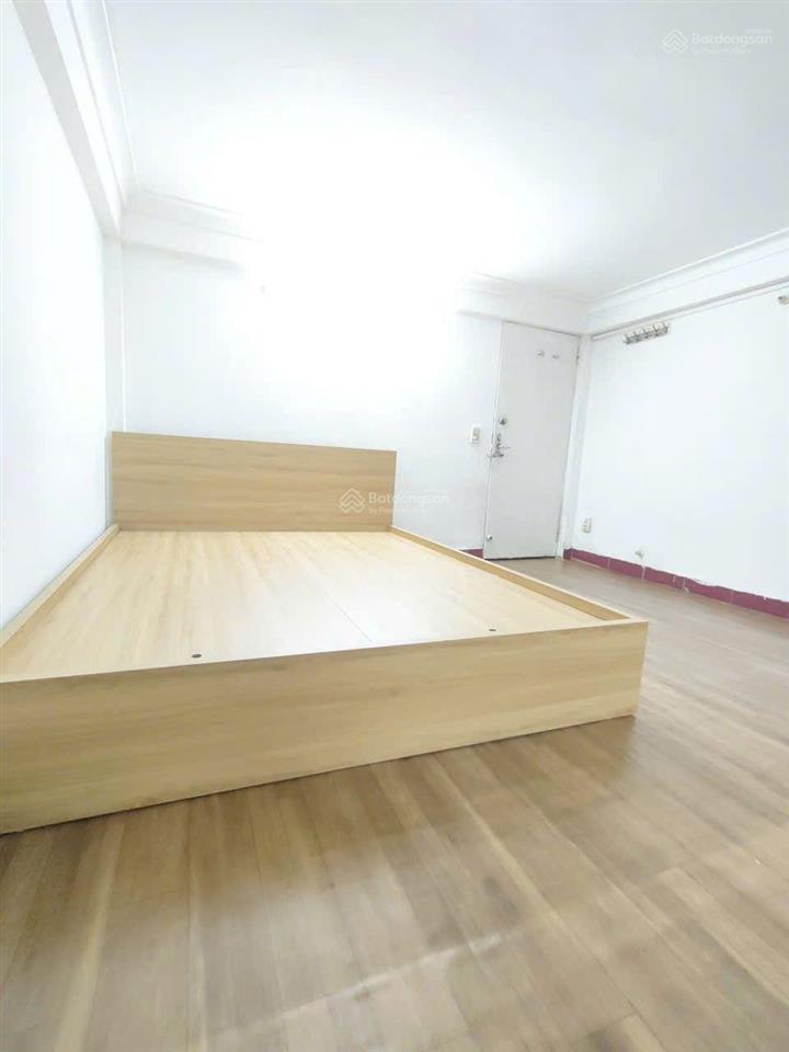 Cho thuê nhà trọ tại ngõ 73 ngách 33, đê trần khát chân, 2,8 triệu, 18m2