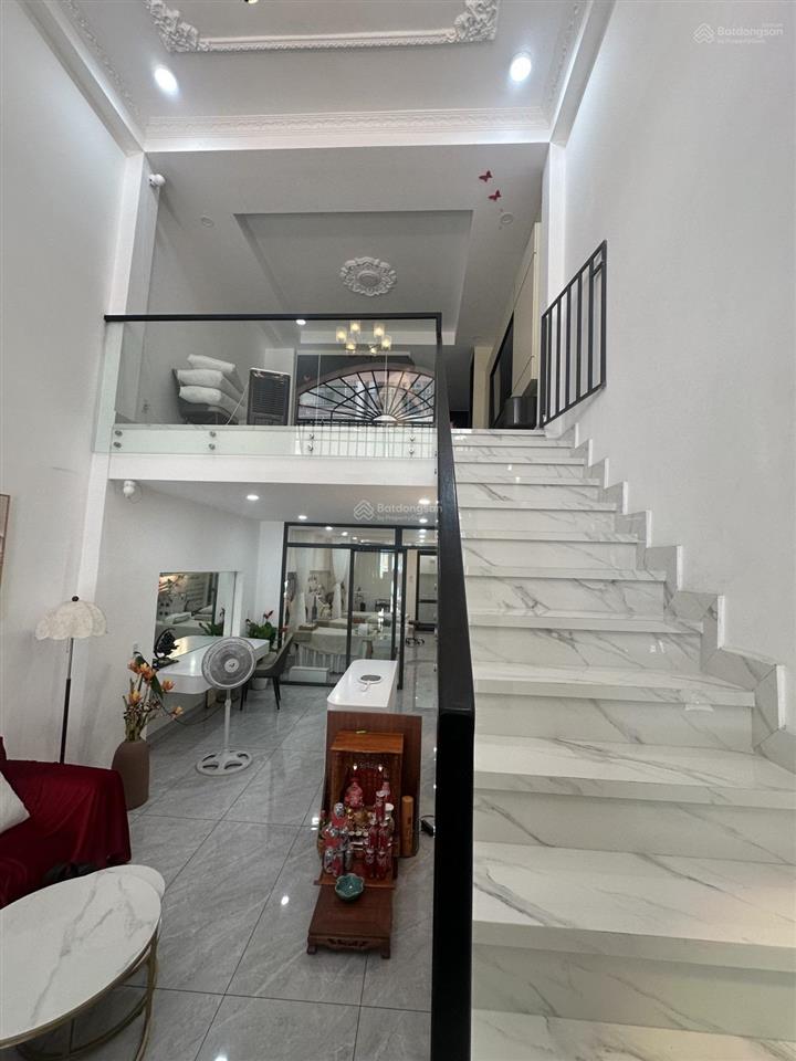 Nhà 4 tầng mới  an lạc bình tân  hxh thông  đang kinh doanh spa