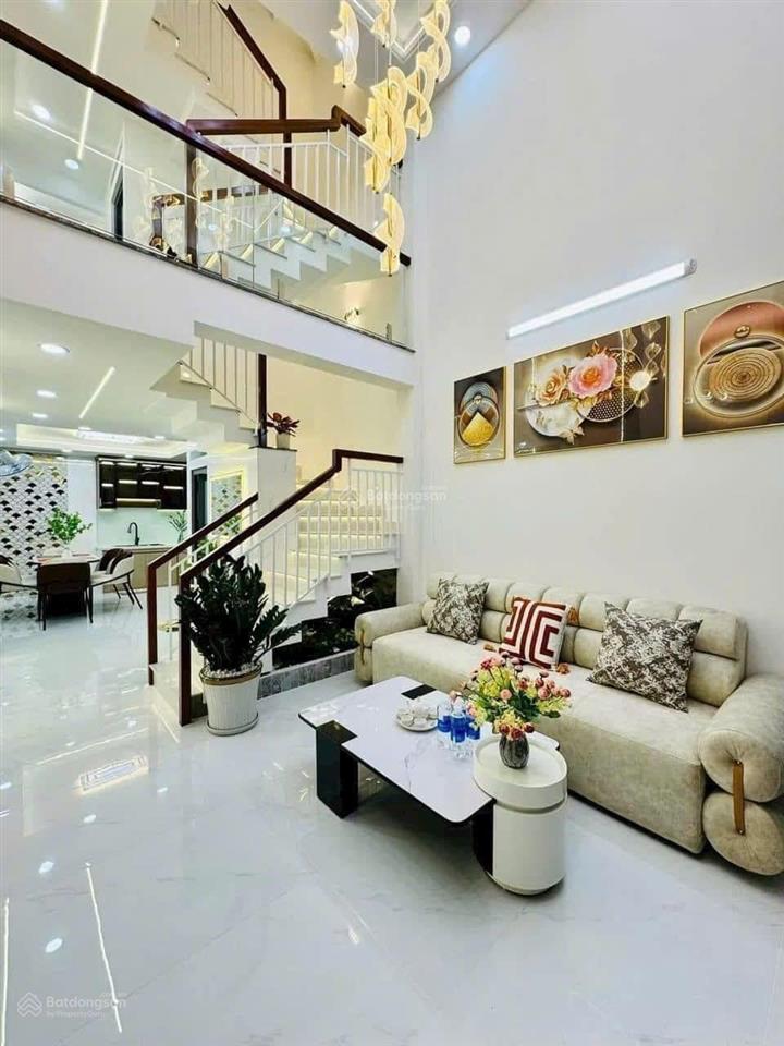 Bán nhà 4 tầng, giá 3tỷ550 tại đ. nguyễn thượng hiền, p6, bình thạnh. sổ chính chủ, dt 56m2 (4x14m)
