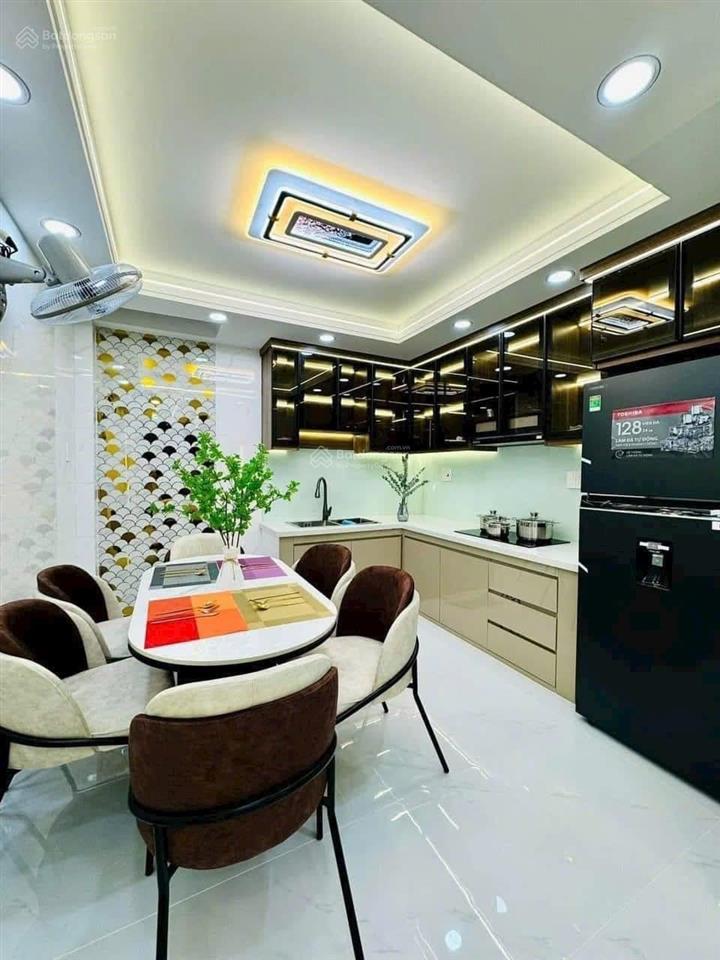 Bán nhà 4 tầng, giá 3tỷ550 tại đ. nguyễn thượng hiền, p6, bình thạnh. sổ chính chủ, dt 56m2 (4x14m)
