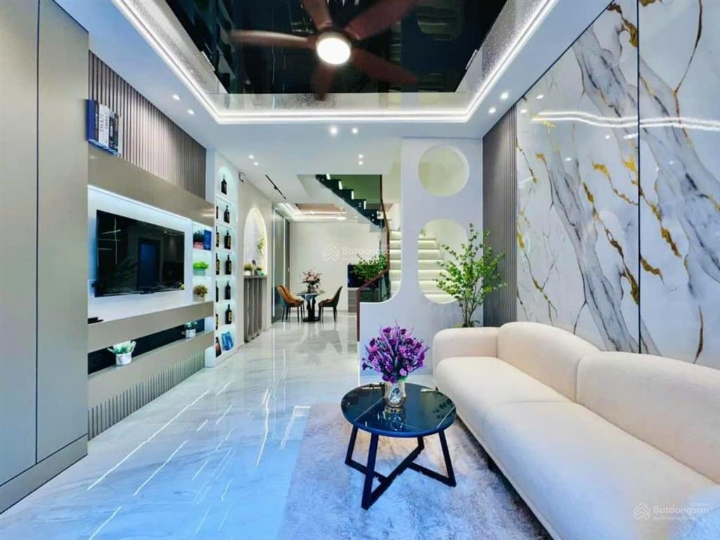 Bán nhà 3 tầng ngay nguyễn bỉnh khiêm, đakao, quận 1. giá 4,8tỷ (dt 62,4m2) sổ hồng riêng, hẻm 5m