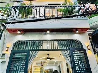Bán nhà ngay phạm văn đồng, p1, gò vấp qua sân bay tsn chỉ 3p, sổ hồng riêng 60m2 (4x15m)