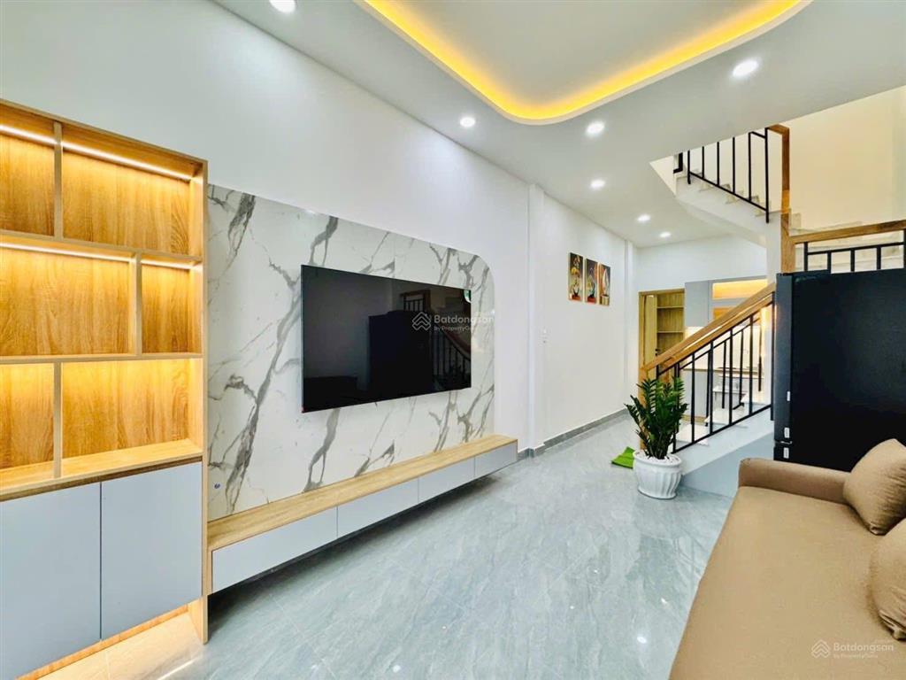 Bán nhà 2 tầng, giá 2tỷ580 tại nguyễn văn đậu, p11, bình thạnh. 54m2 (3pn, 2wc) chính chủ, lâu dài