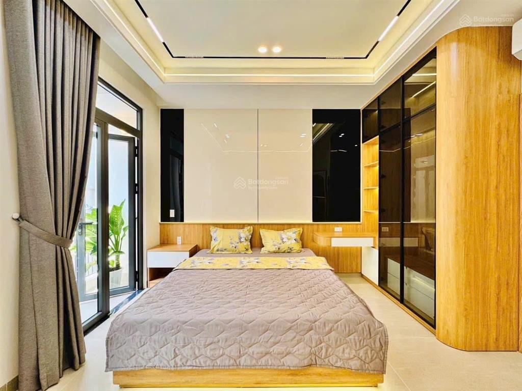 Bán nhà riêng ngay đ. trần huy liệu, phường 15, phú nhuận. giá 4,9 tỷ /64.6m2 (4,5 x 14m) hẻm 6m