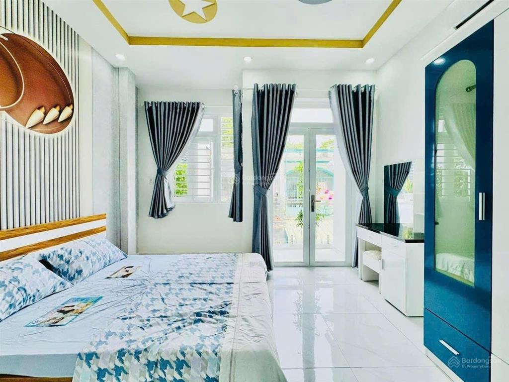 Bán nhà 2 tầng, giá 3tỷ200 ngay đặng thuỳ trâm, p13, bình thạnh, 48m2 (4m x 12m) đường 6m