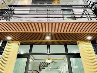 Bán gấp nhà 2 tầng, sổ hồng riêng, hẻm 5m ngay nguyễn đình chính, p15, phú nhuận. giá tốt