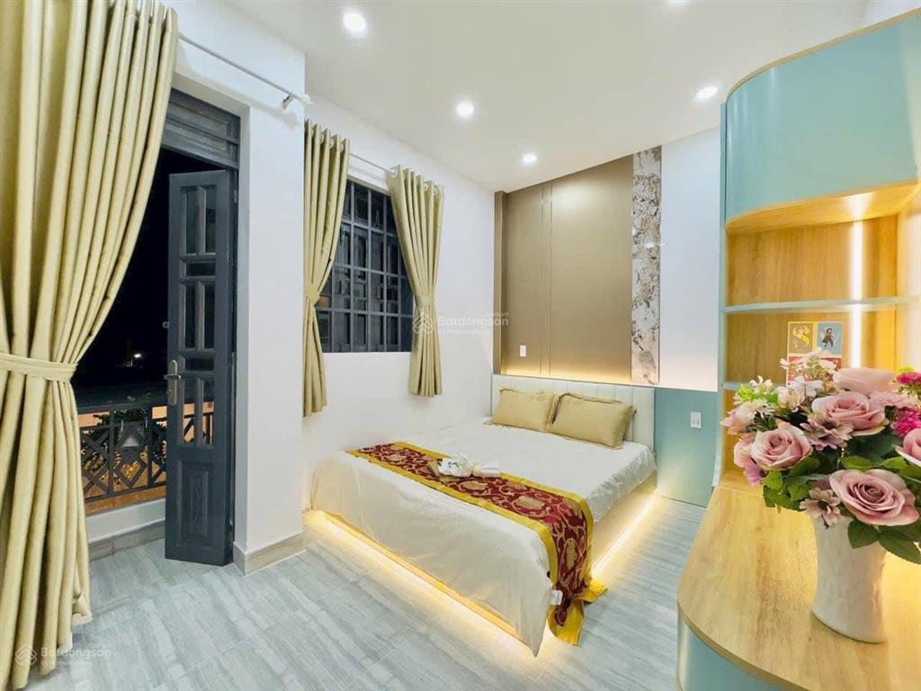 Bán nhà 4 tầng, giá 7 tỷ ngay nguyễn hữu cảnh, p22, bình thạnh. đối diện khu vinhome landmark81