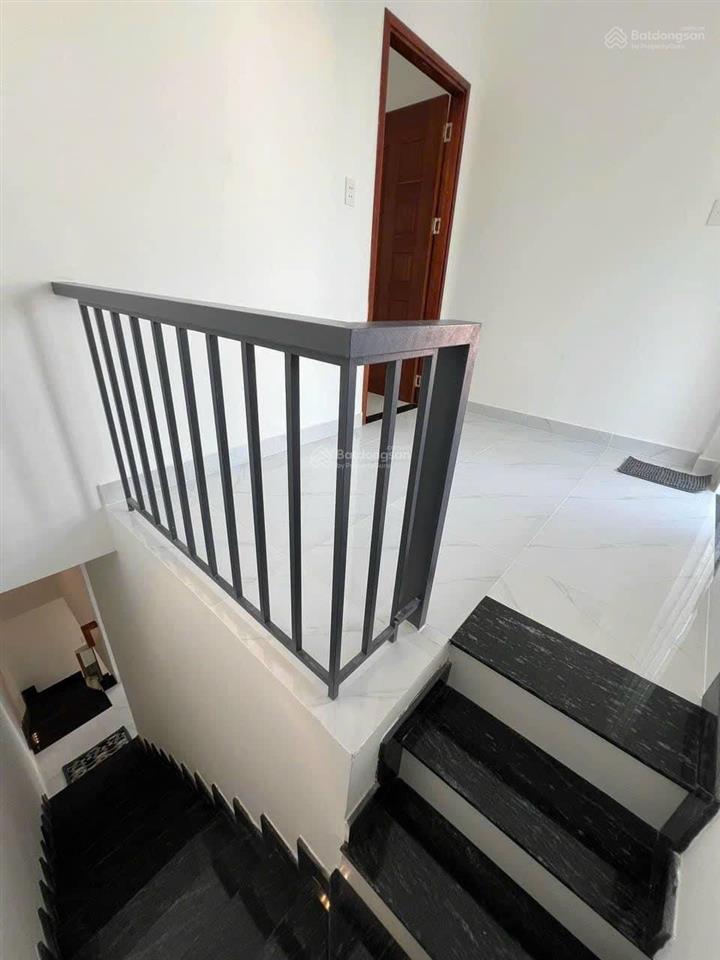 Bán căn 2 tầng, 58.8m2 (4.2x14) giá 4.7tỷ, ngay điện biên phủ, bình thạnh. gần đh hồng bàng