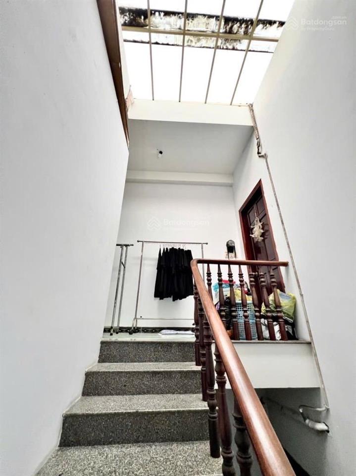 Bán nhà đường trần quang diệu quận 3  48m2  3 tầng  7pn  7 wc  chỉ 6.25 tỷ