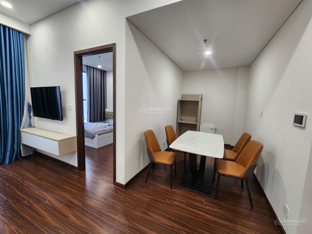 Cho thuê gấp căn 1n + full đồ masteri waterfront, chỉ 8,5 triệu/tháng