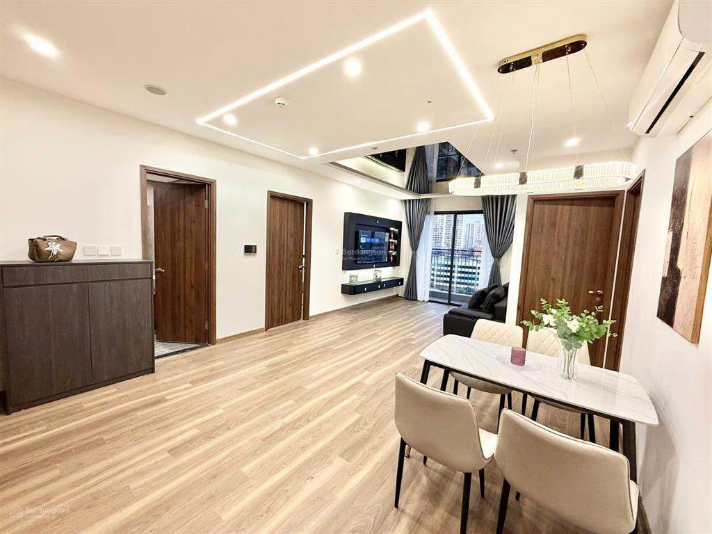 3pn view sông cực thoáng tại zr1căn rộng 88m, đẹp như ảnh và vào ở luôn.
