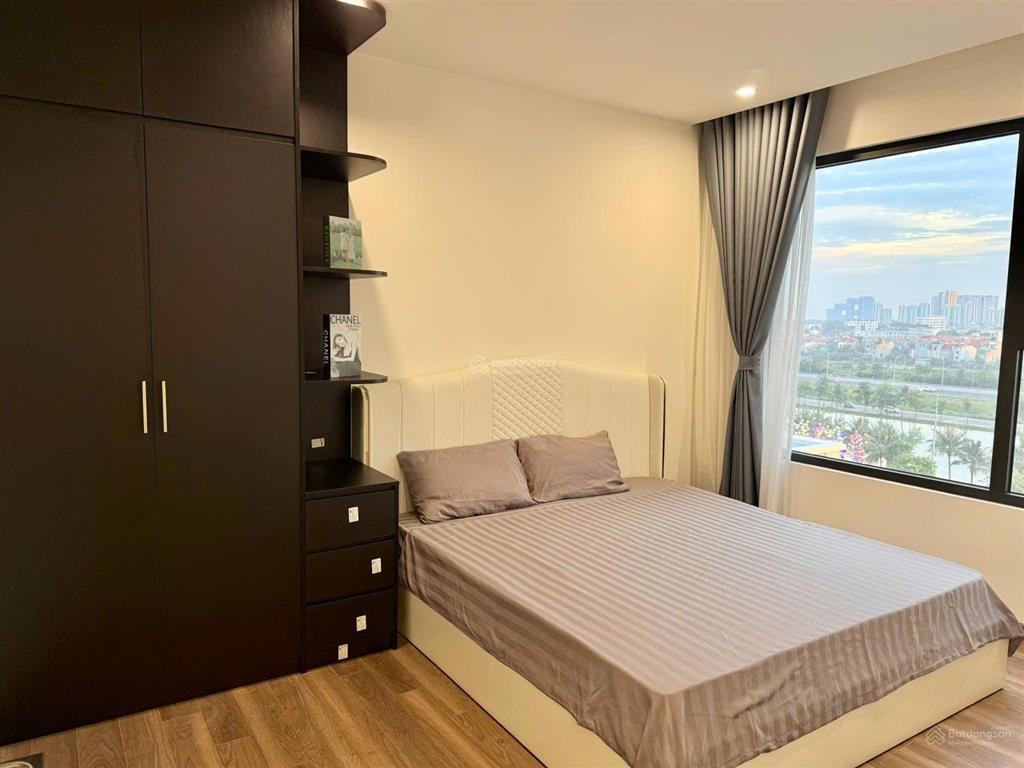 3pn view sông cực thoáng tại zr1căn rộng 88m, đẹp như ảnh và vào ở luôn.